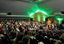 Murilo Gun fala sobre criatividade e coragem em palestra gratuita no UCS Teatro